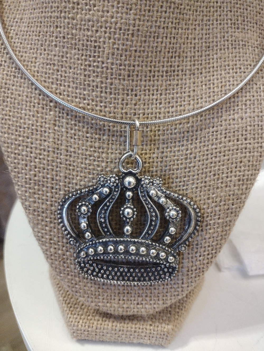 👑 Silver tone Large Crown On Necklace